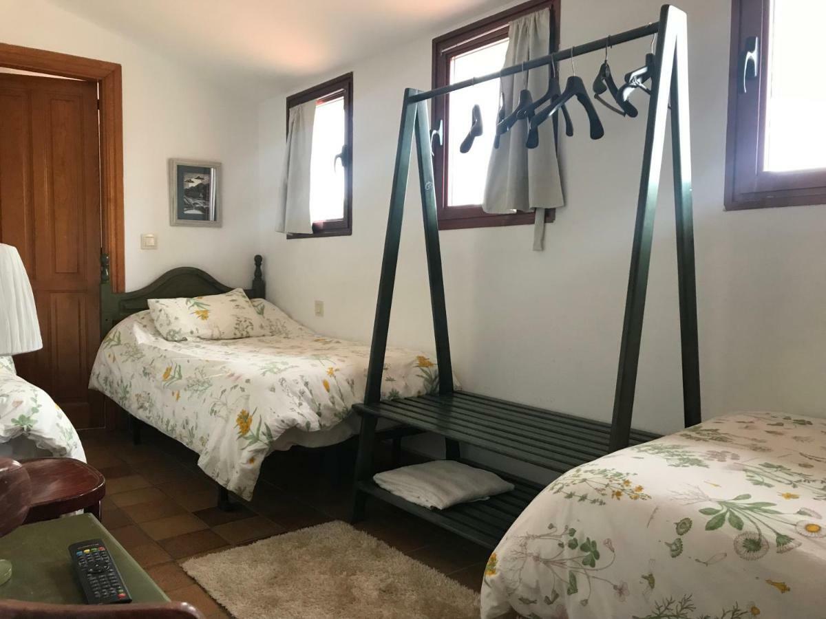 Hotel Entrerrobles à Valdeavellano de Tera Extérieur photo